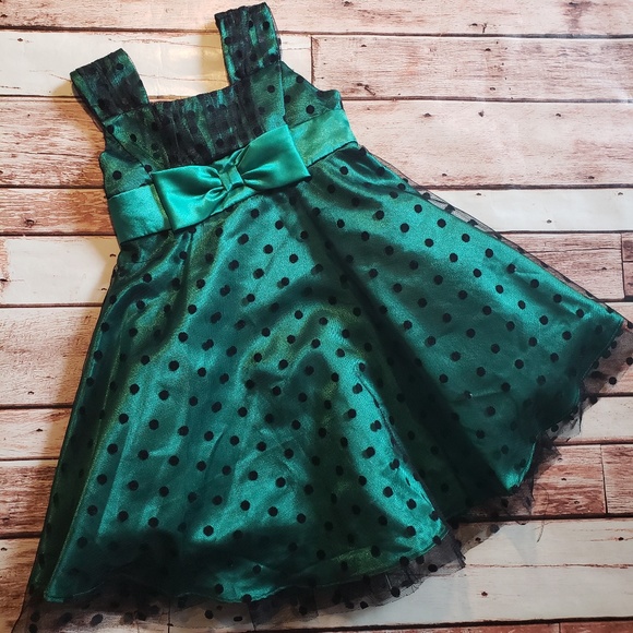green dress 4t